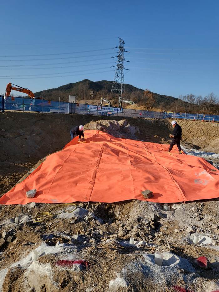 비산 방지 매트 시공